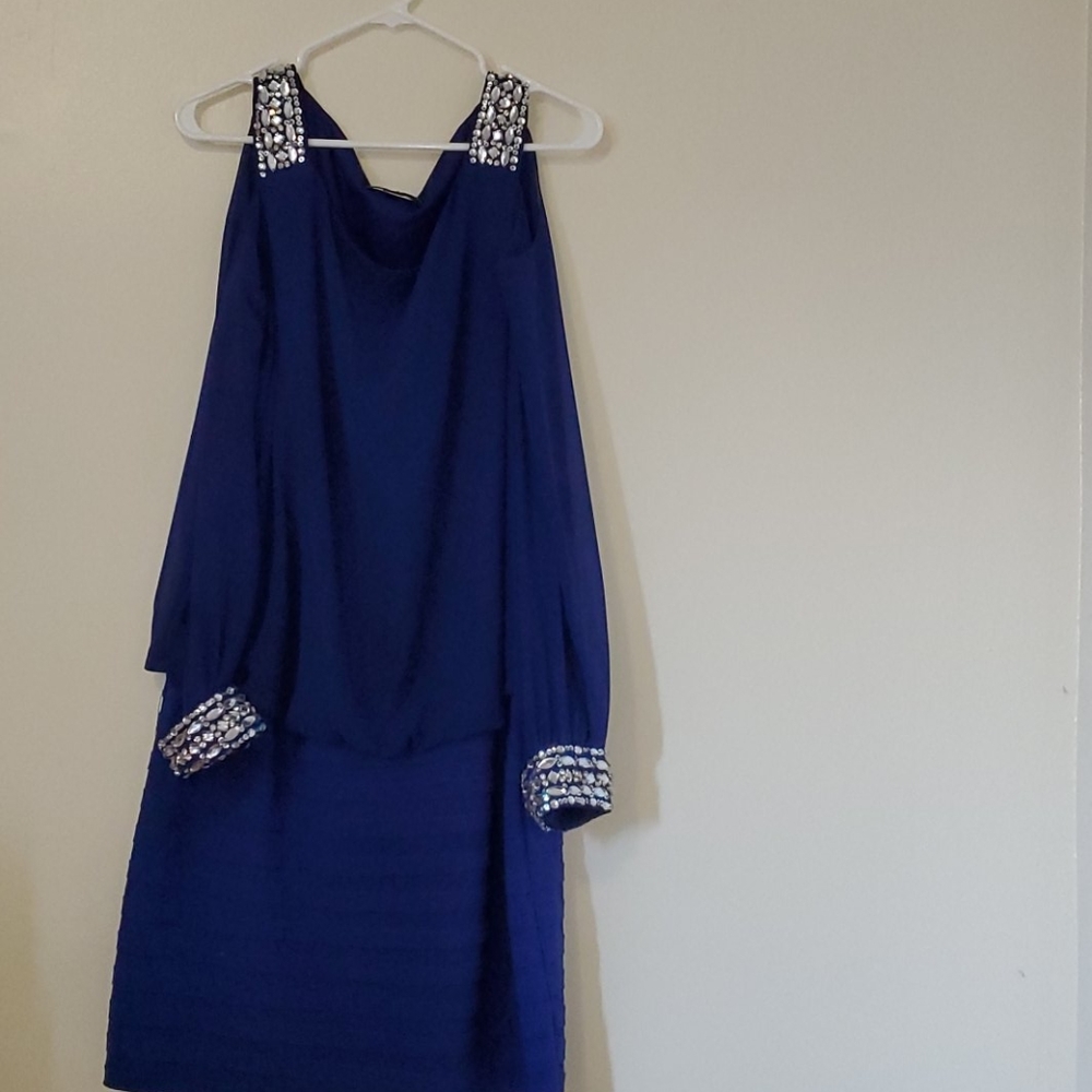 Elegant cocktail/wedding guest dress